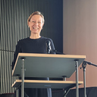Eva von Vietinghoff-Scheel während einer Rede